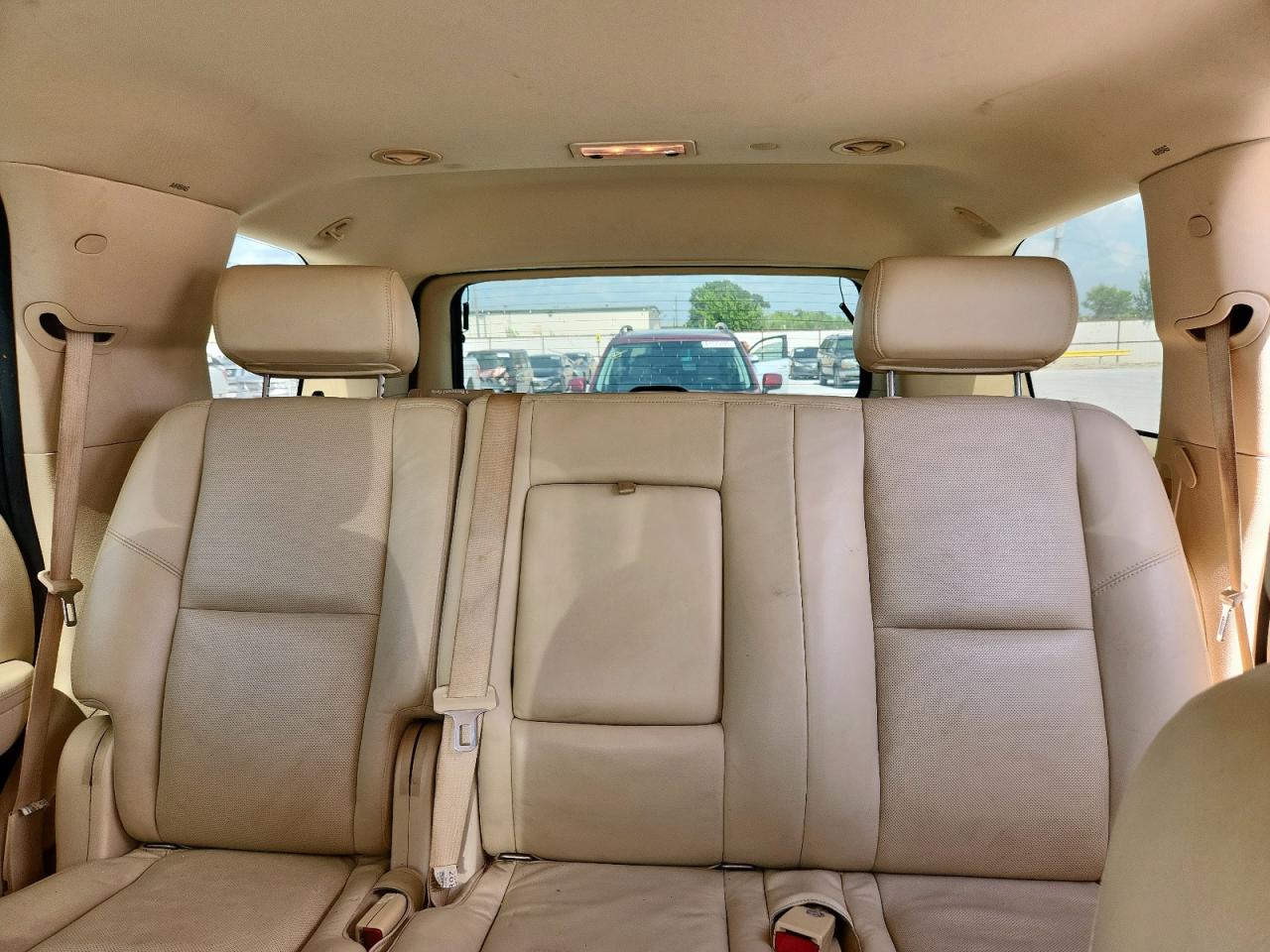2008 Cadillac Escalade Luxury VIN: 1GYEC63818R139038 Lot: 61863005