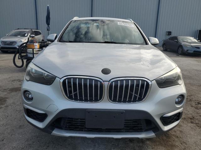 BMW X1 2018 Серебристый