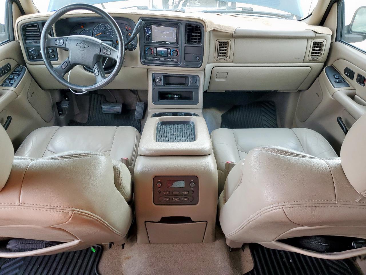2004 Chevrolet Tahoe C1500 VIN: 1GNEC13ZX4R204715 Lot: 62526895