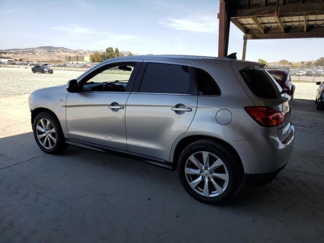  MITSUBISHI OUTLANDER 2015 Silver