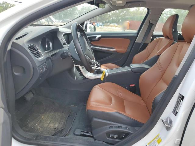  VOLVO S60 2018 Biały