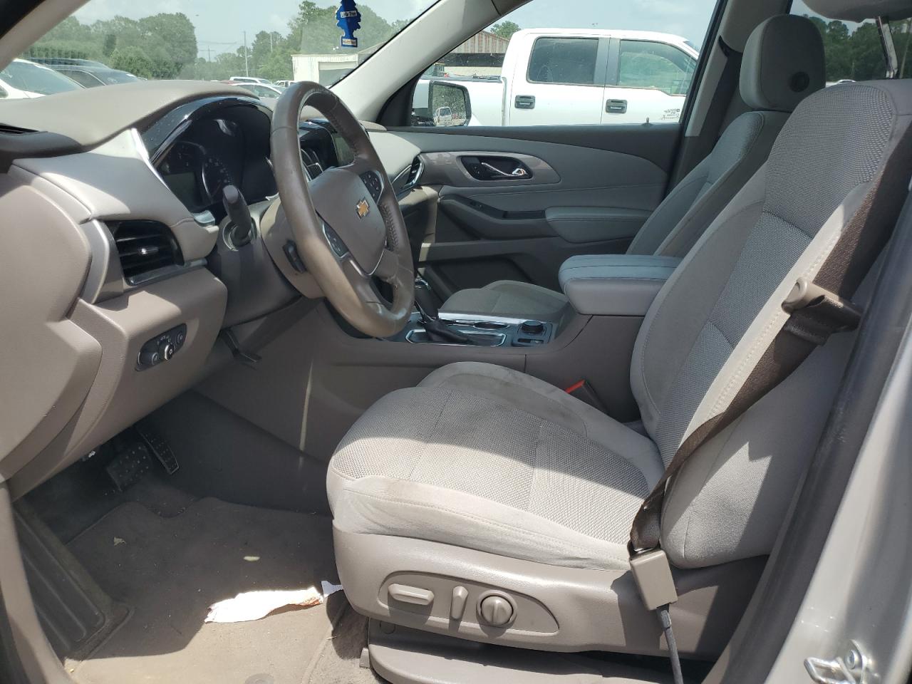 2018 Chevrolet Traverse Lt VIN: 1GNERGKW5JJ110695 Lot: 62822915