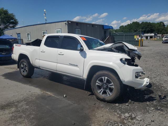  TOYOTA TACOMA 2018 White