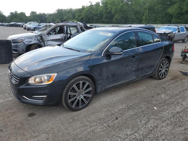 Sedans VOLVO S60 2015 Szary