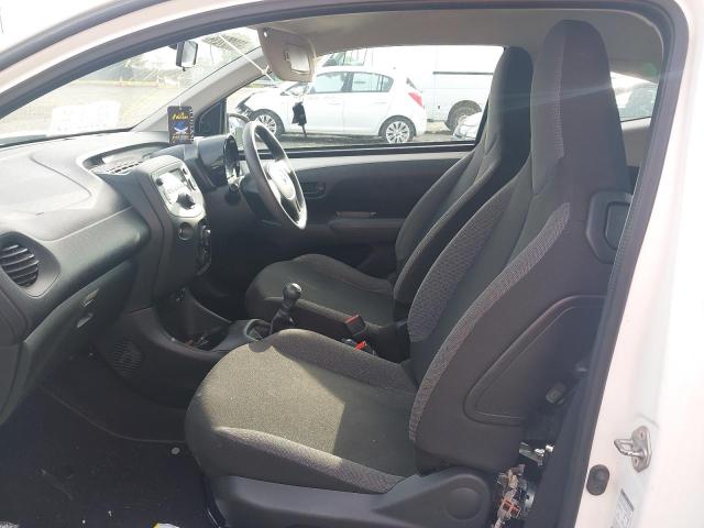 2016 TOYOTA AYGO X VVT