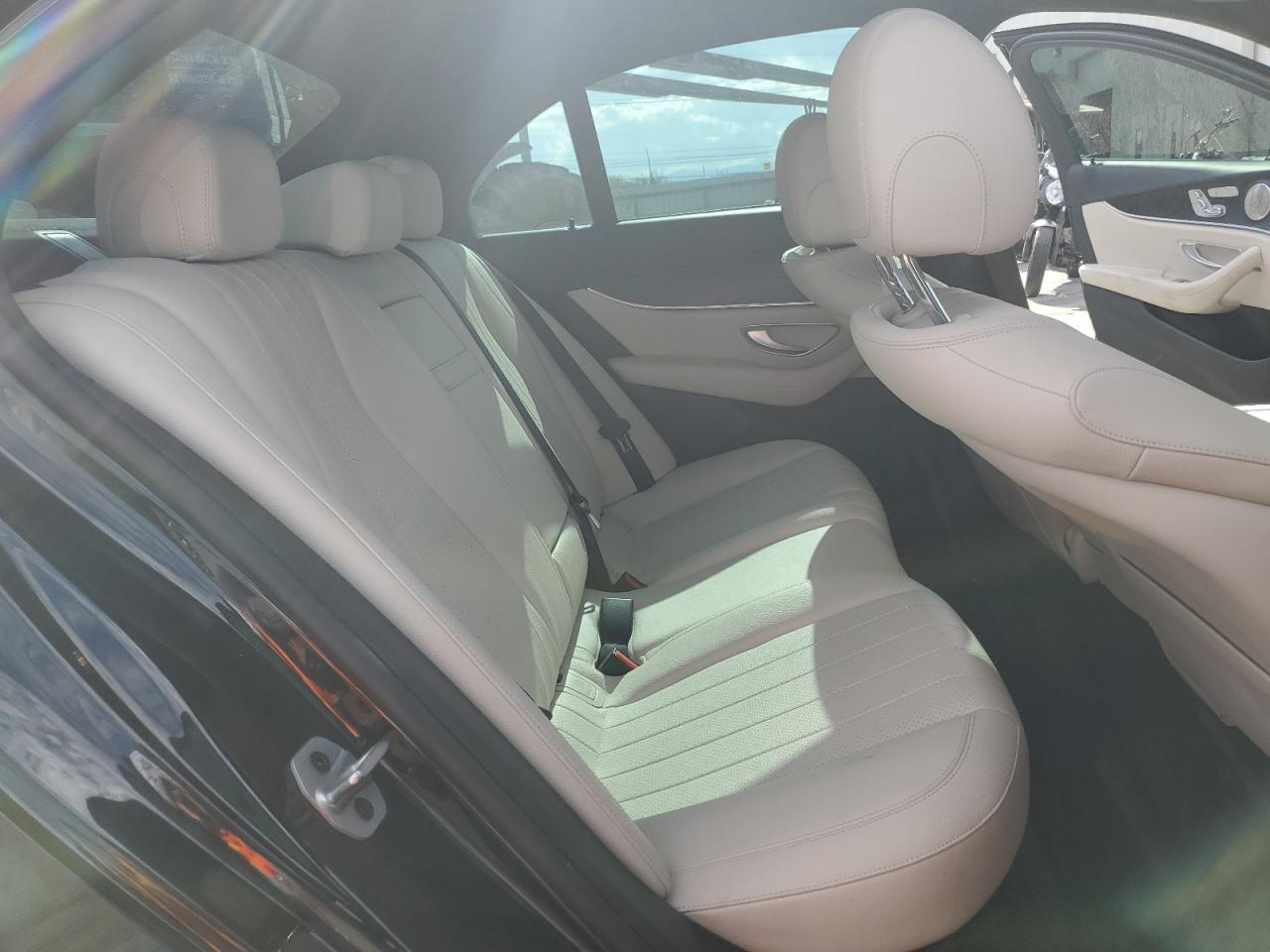 2022 Mercedes-Benz E 350 VIN: W1KZF8DB2NB075767 Lot: 59342095