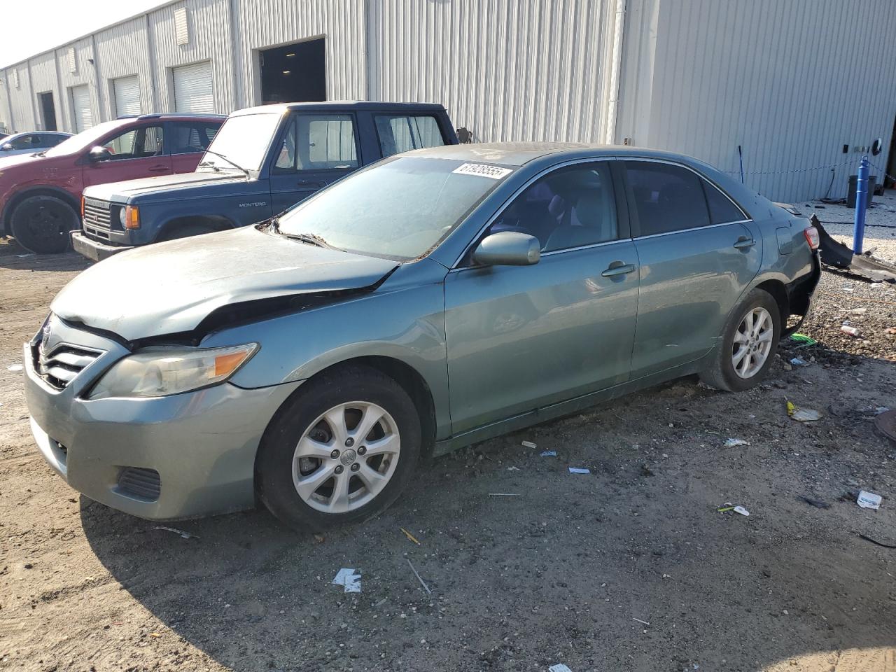 2011 Toyota Camry Base for Sale in Jacksonville, FL - Front End