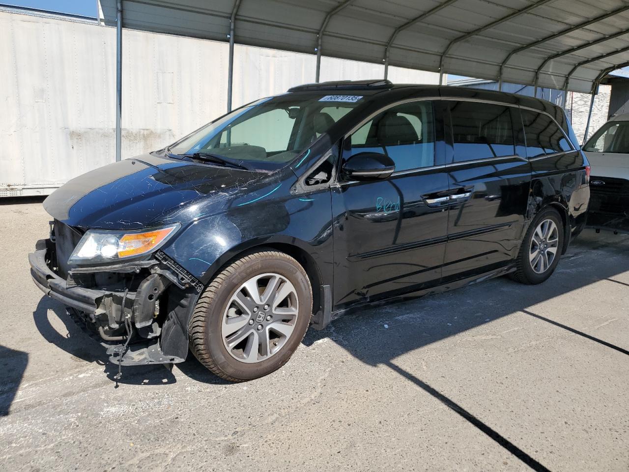 2016 Honda Odyssey Touring იყიდება Fresno-ში, CA - Front End