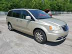 2011 Chrysler Town & Country Touring L იყიდება Ellwood City-ში, PA - Minor Dent/Scratches