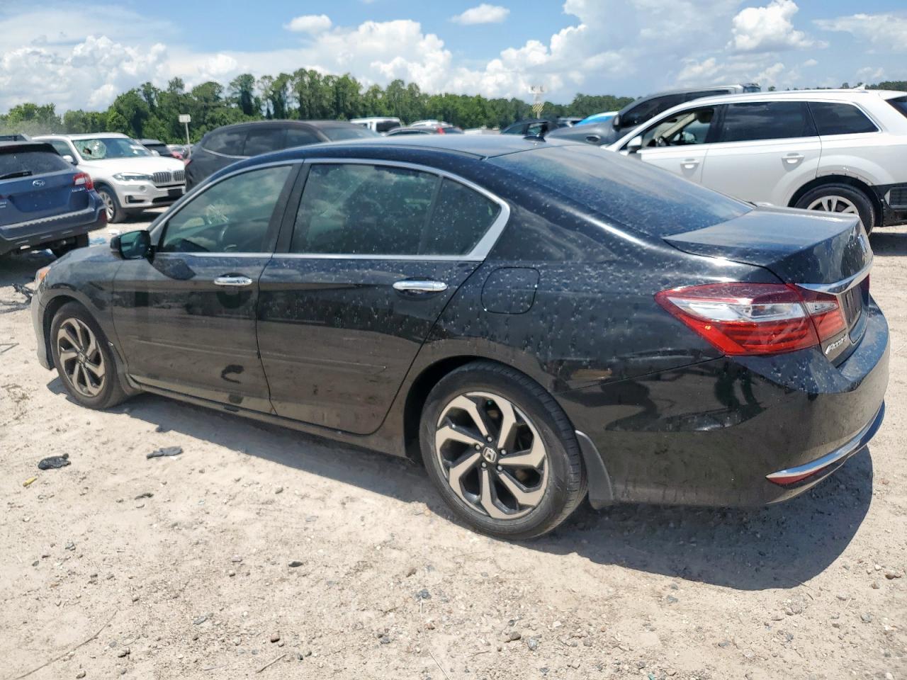 HONDA ACCORD 2017 VIN 1HGCR2F02HA175573 фото 2