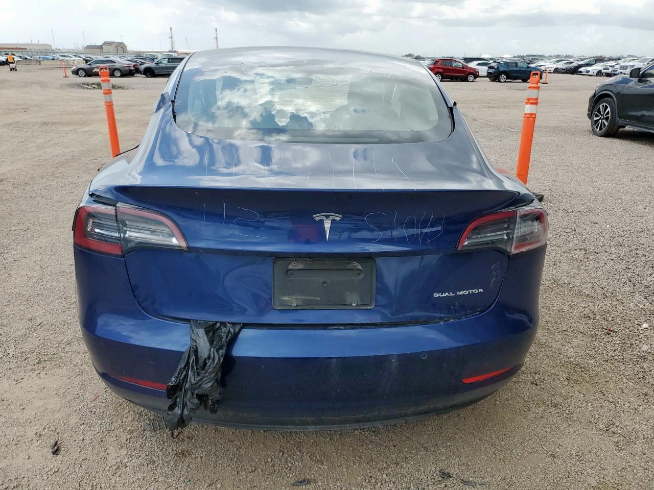 2022 Tesla Model 3 VIN: 5YJ3E1EB7NF288445 Lot: 59270645