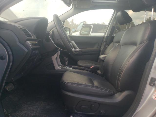  SUBARU FORESTER 2017 Silver