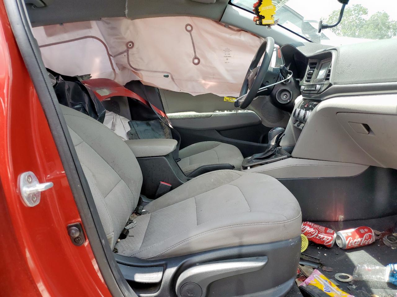 2019 Hyundai Elantra Se VIN: 5NPD74LFXKH474824 Lot: 61627215