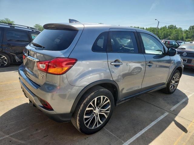  MITSUBISHI OUTLANDER 2018 Szary