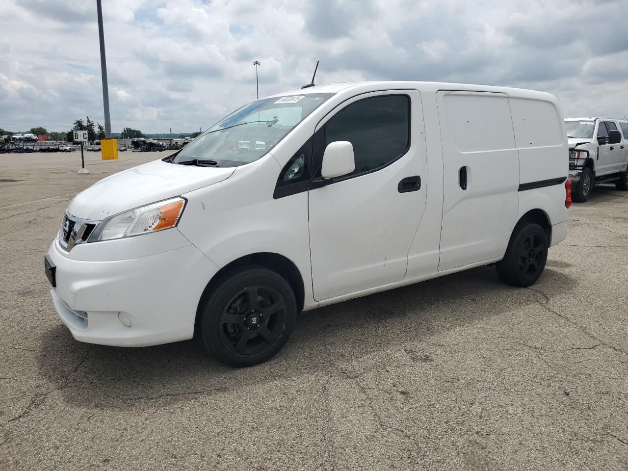 2014 Nissan Nv200 2.5S en Venta en Moraine, OH - Front End