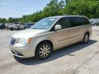 2011 Chrysler Town & Country Touring L იყიდება Ellwood City-ში, PA - Minor Dent/Scratches