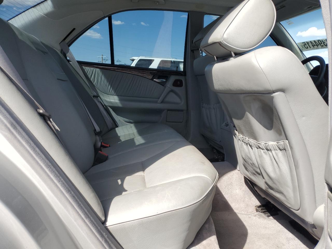 1999 Mercedes-Benz E 320 VIN: WDBJF65H6XA944277 Lot: 62394415