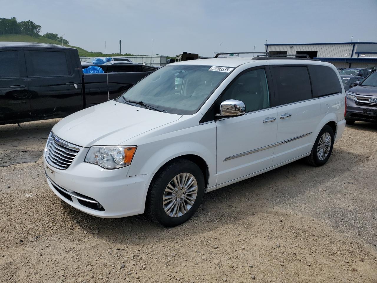 2015 Chrysler Town & Country Touring L