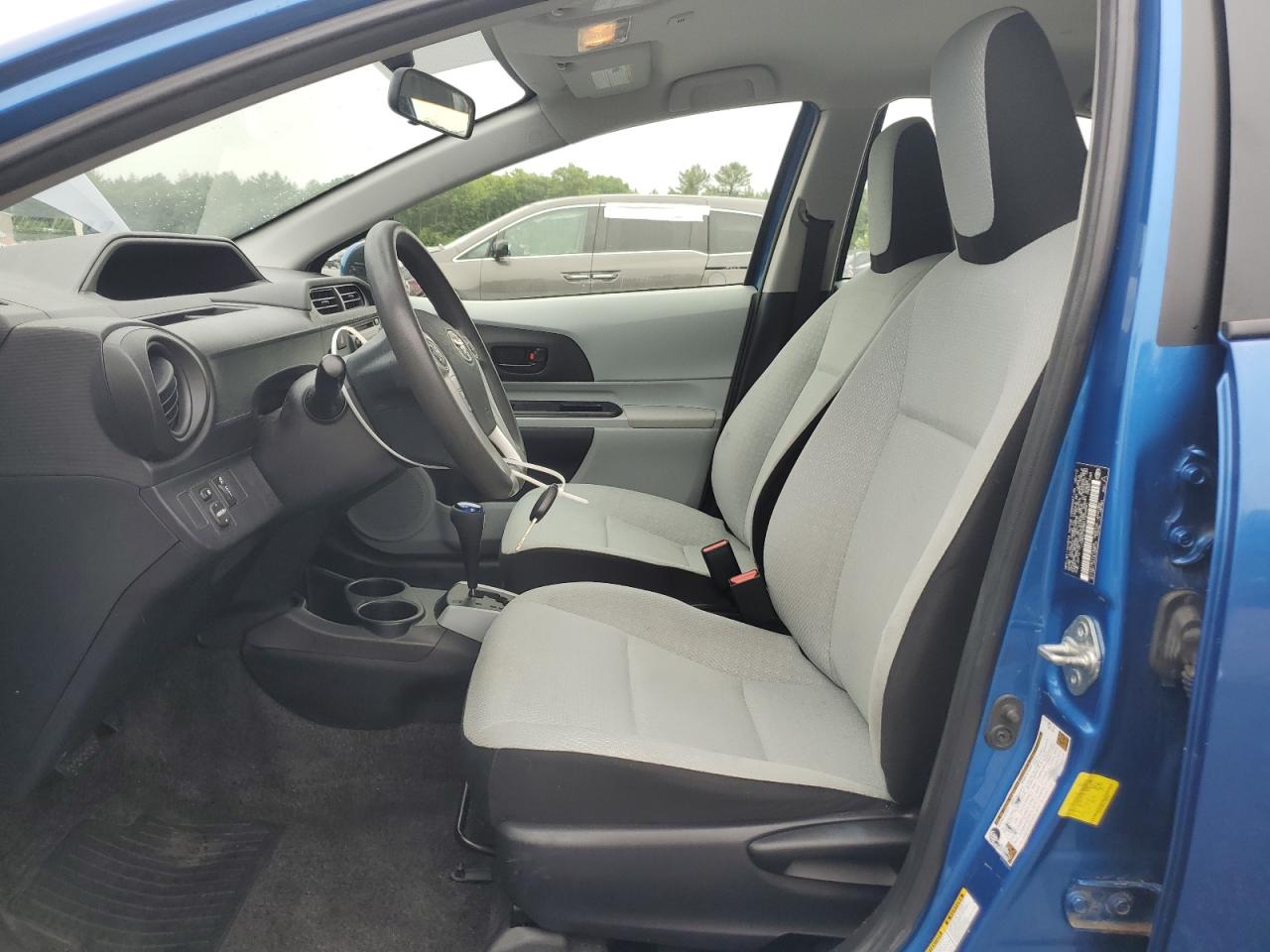 2012 Toyota Prius C VIN: JTDKDTB38C1504591 Lot: 61574055