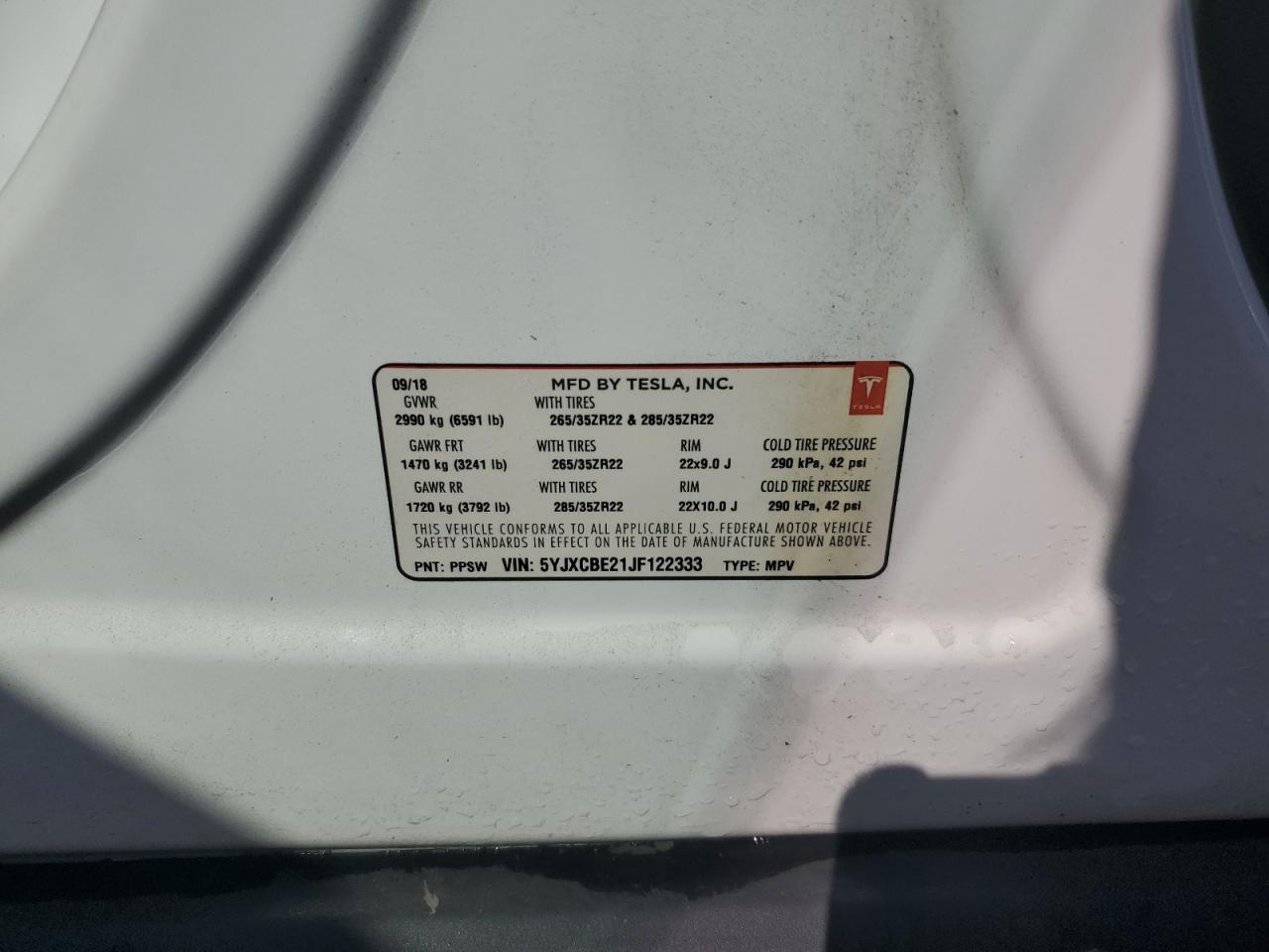 2018 Tesla Model X VIN: 5YJXCBE21JF122333 Lot: 61639495
