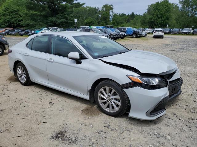  TOYOTA CAMRY 2022 Biały