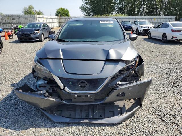  NISSAN LEAF 2018 Сірий