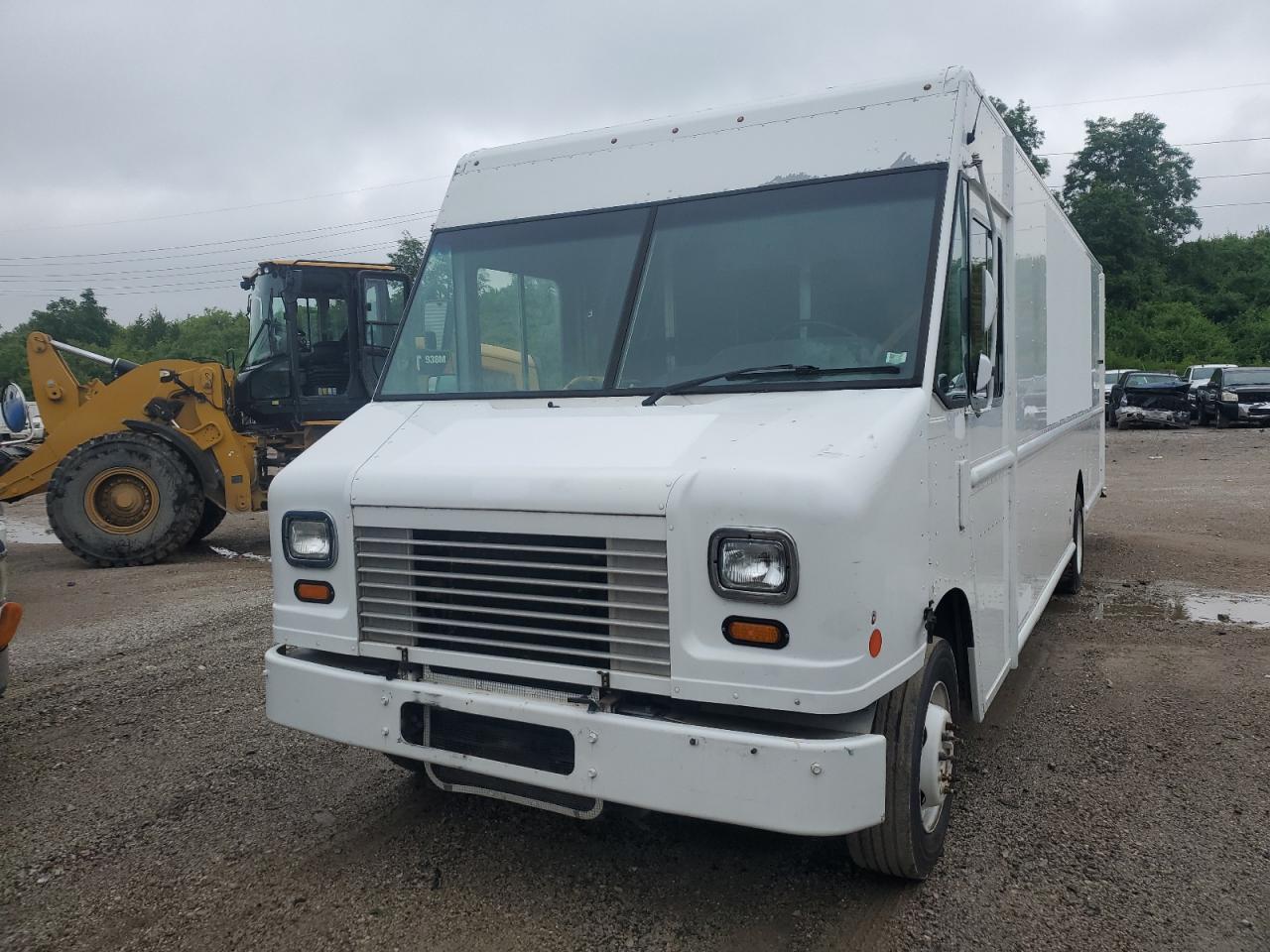 2013 Ford F59 zu verkaufen in Bridgeton, MO - Normal Wear
