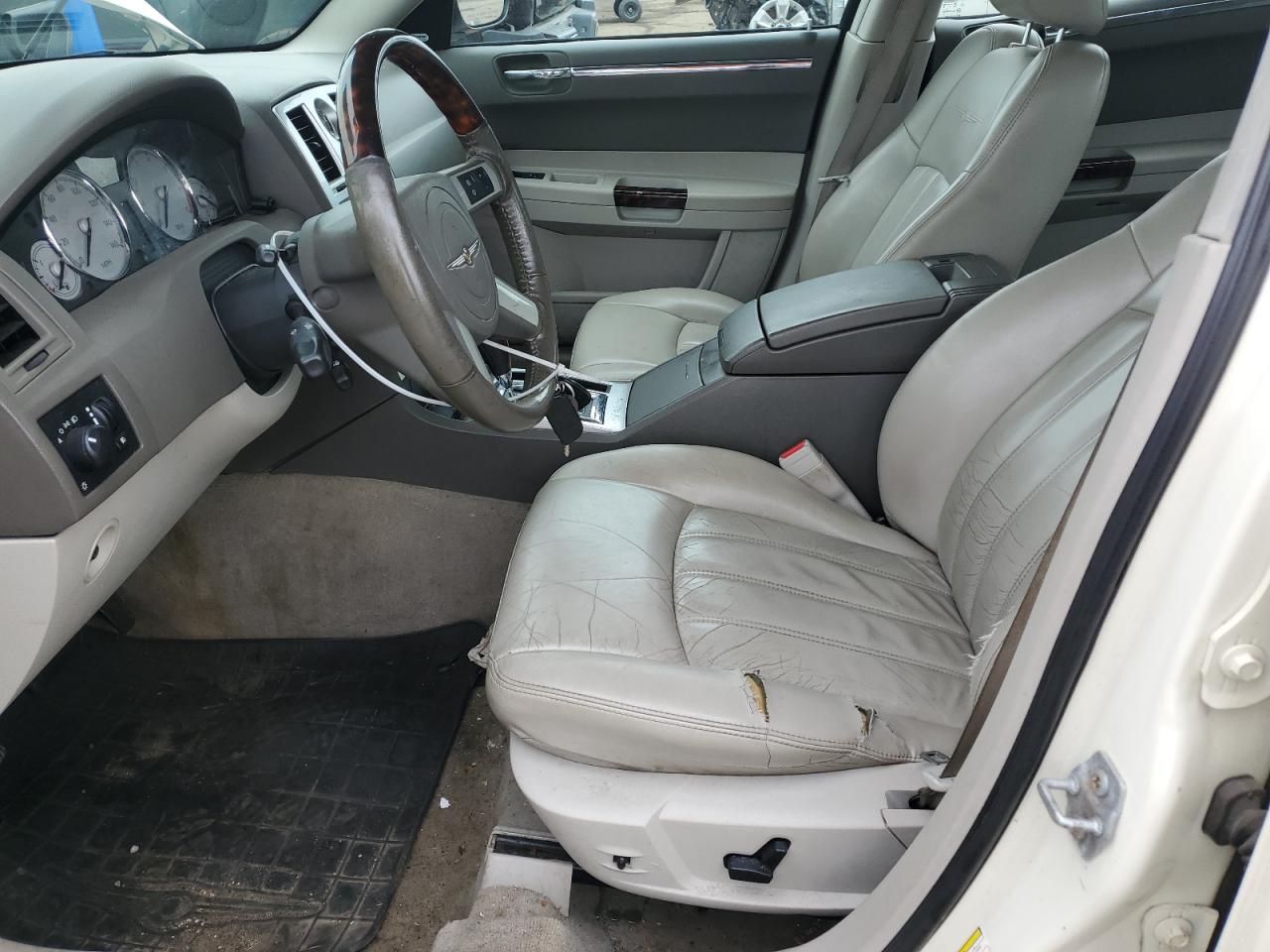 2007 Chrysler 300C VIN: 2C3KA63H27H720338 Lot: 62884645
