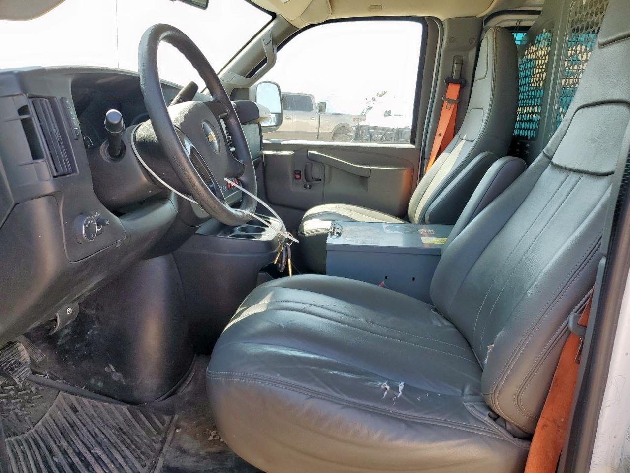 2016 Chevrolet Express G2500 VIN: 1GCWGAFFXG1138480 Lot: 61139875