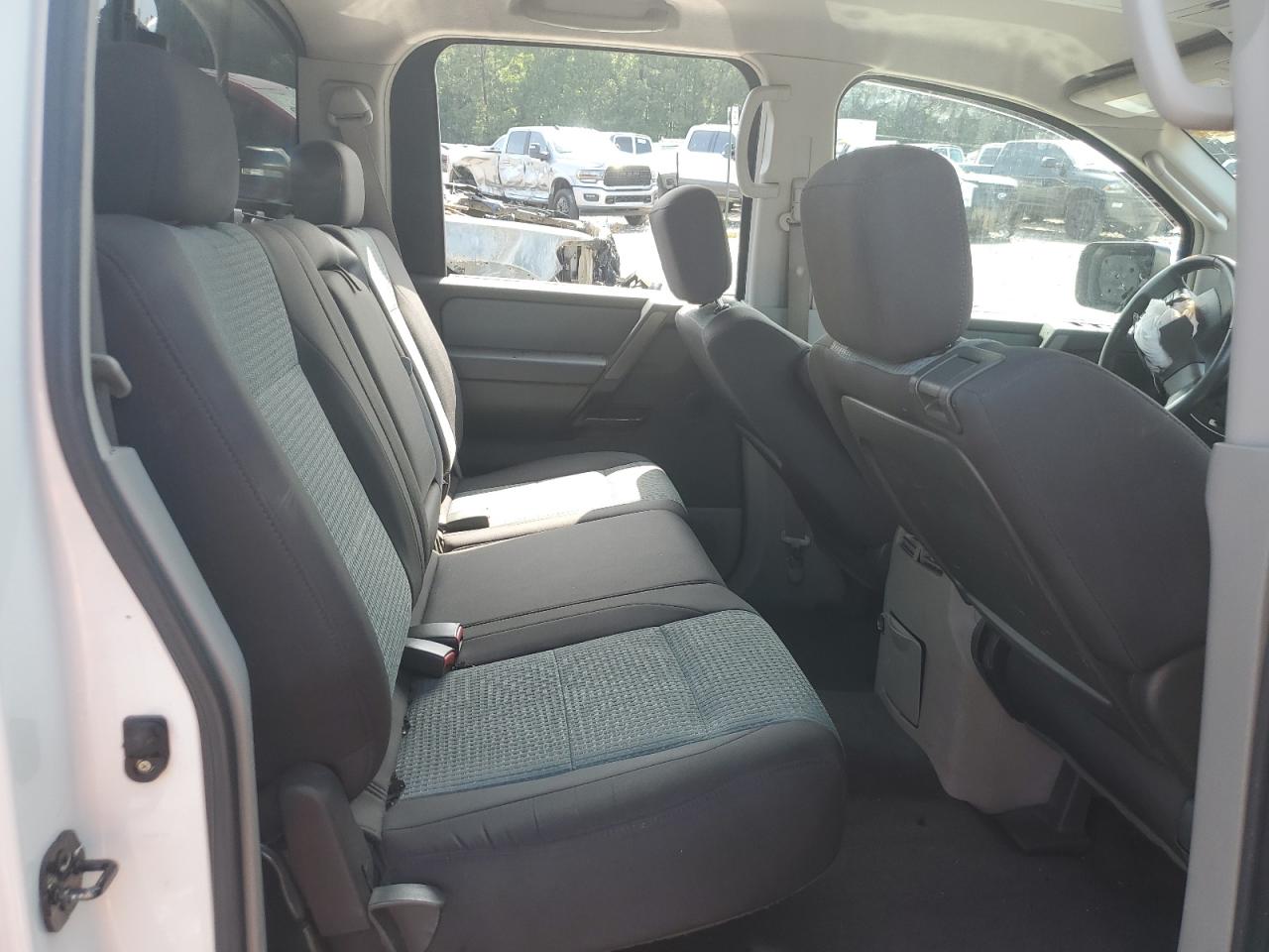 2004 Nissan Titan Xe VIN: 1N6AA07A84N557244 Lot: 60062885
