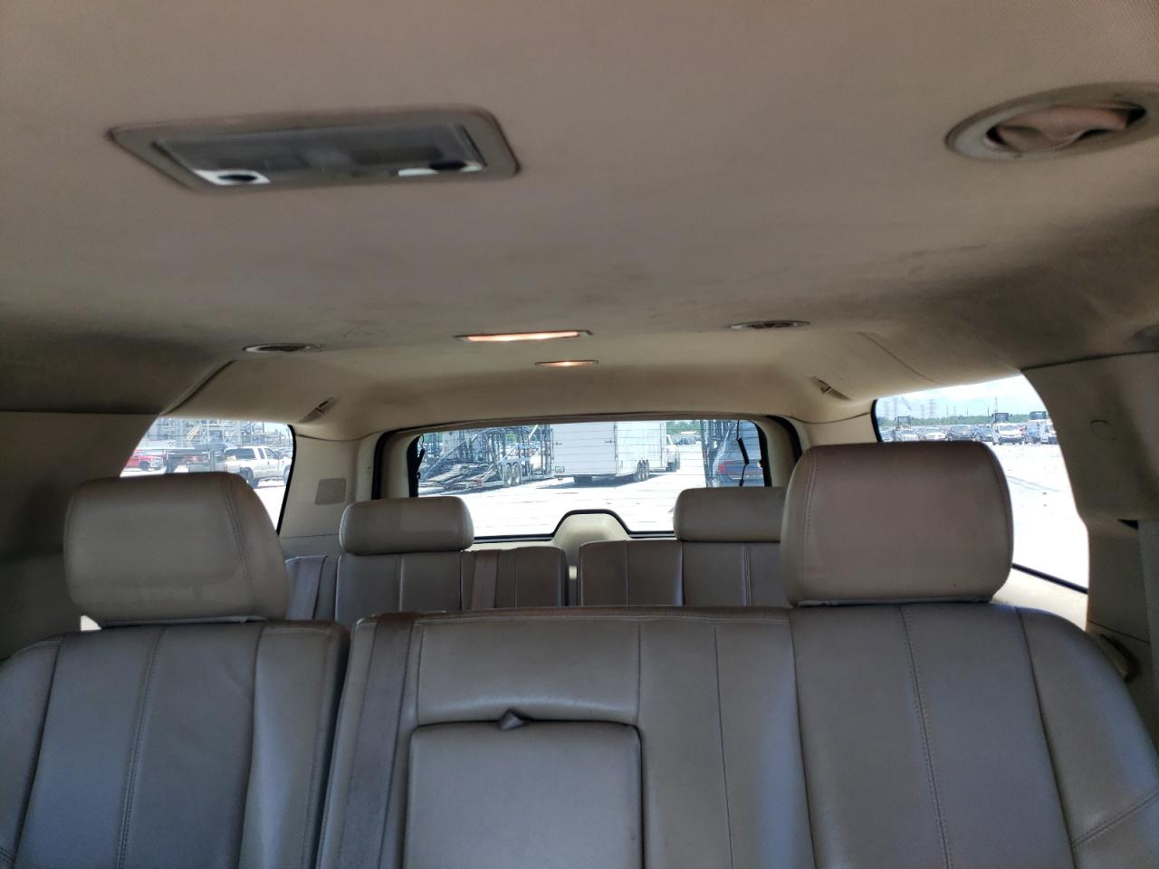 2012 Chevrolet Suburban C1500 Lt VIN: 1GNSCJE06CR320459 Lot: 62087665