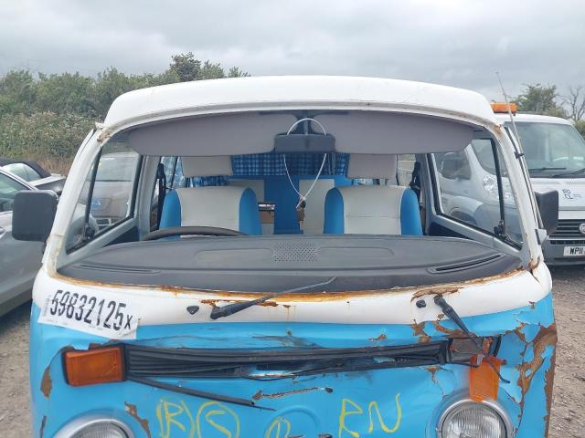 2006 VOLKSWAGEN CARAVELLE