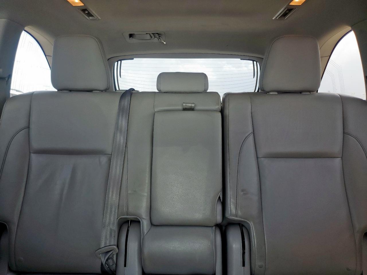 2015 Toyota Highlander Xle VIN: 5TDKKRFH3FS052958 Lot: 62580845