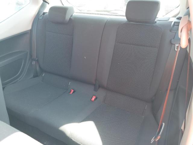 2014 VOLKSWAGEN HIGH UP BL