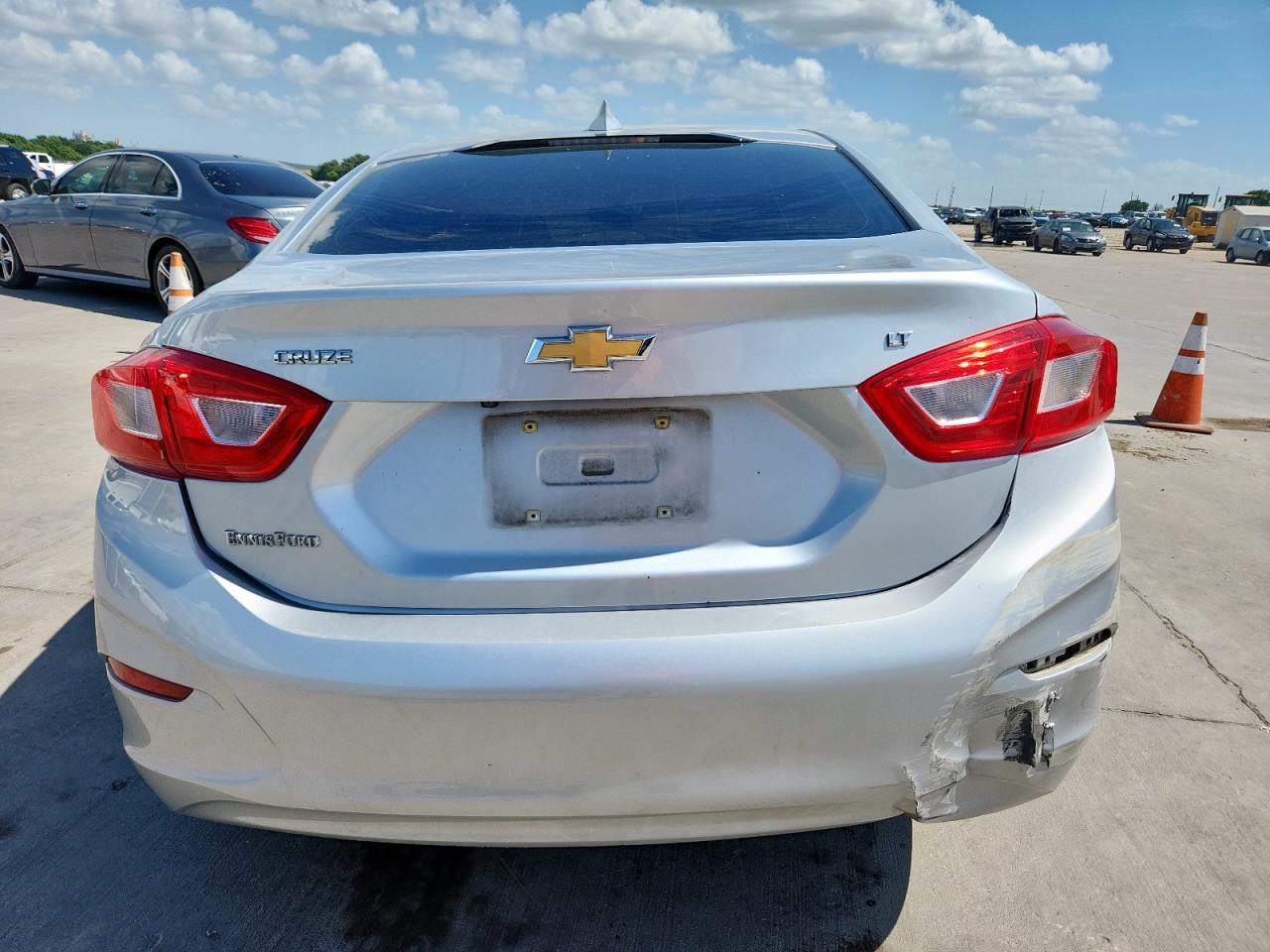 2017 Chevrolet Cruze Lt VIN: 1G1BE5SM3H7188984 Lot: 63231775