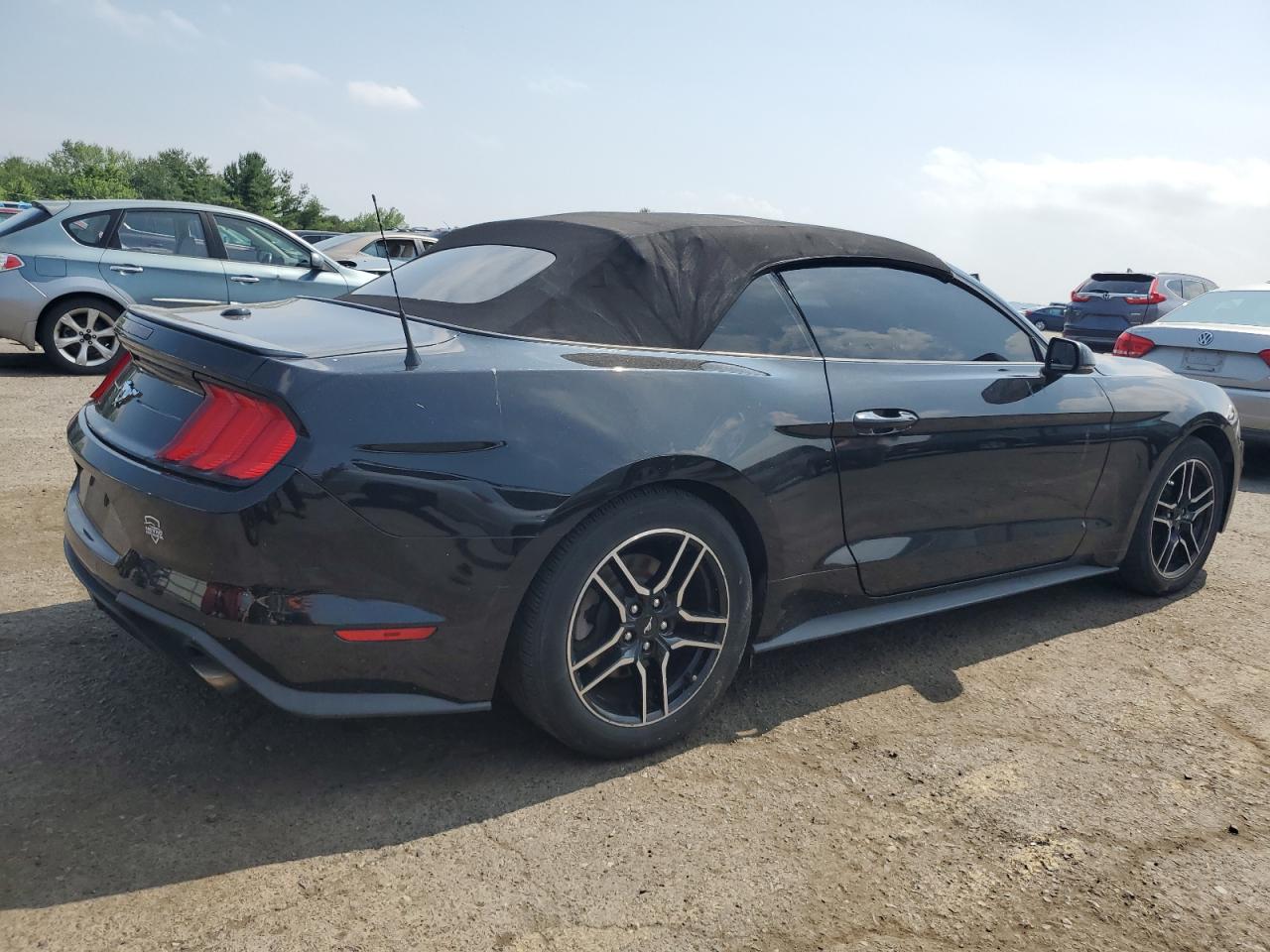 FORD ALL Models 2020 VIN 1FATP8UHXL5147091 photo 3