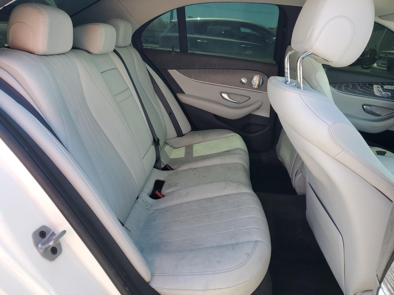 2021 Mercedes-Benz E 350 VIN: W1KZF8D81MA938261 Lot: 62785695