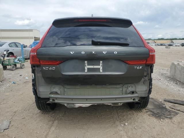  VOLVO XC60 2018 Серый
