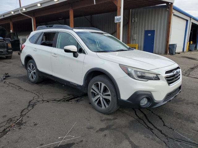  SUBARU OUTBACK 2018 White