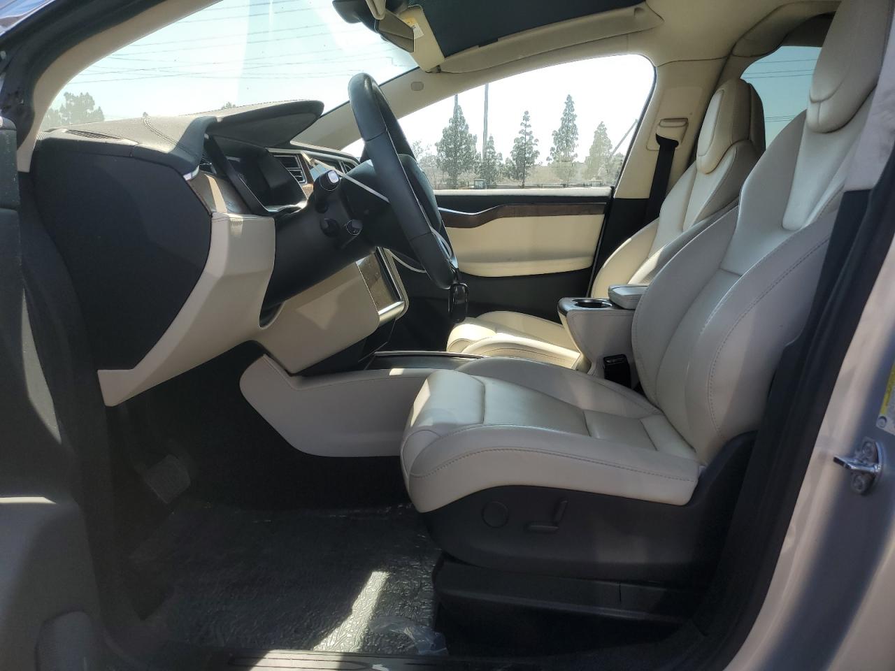 2018 Tesla Model X VIN: 5YJXCAE20JF089058 Lot: 60664915
