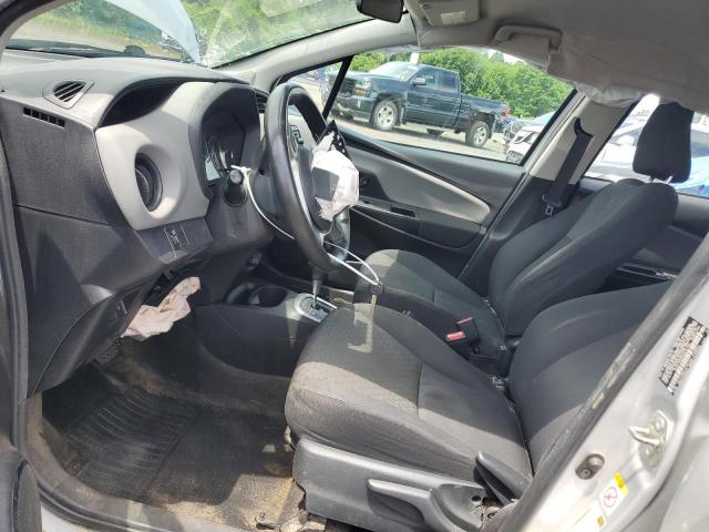  TOYOTA YARIS 2017 Srebrny