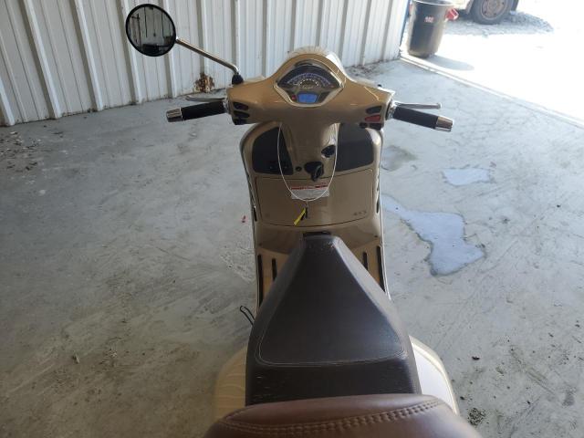 2018 VESPA GTS 300  