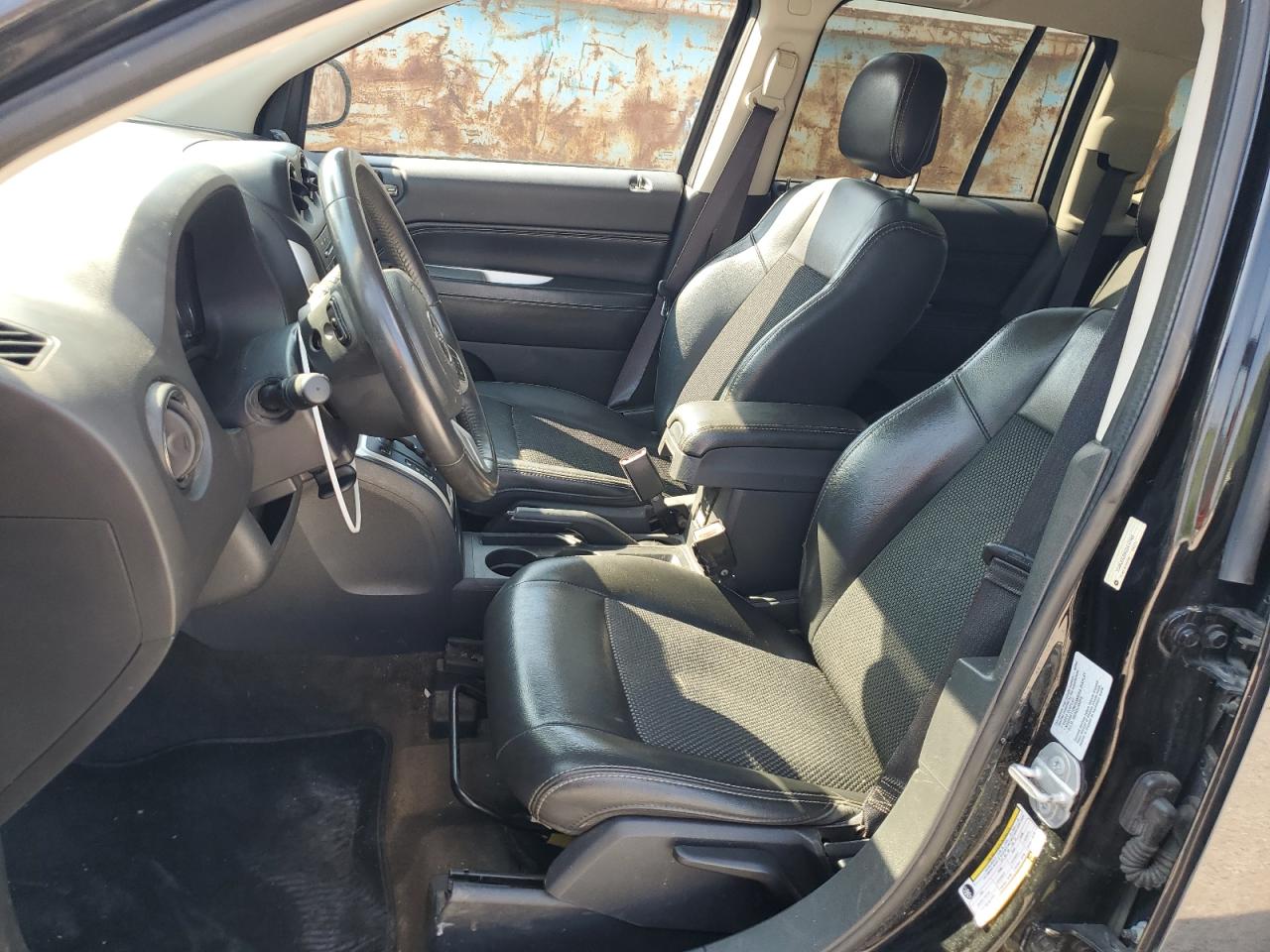 2016 Jeep Compass Latitude VIN: 1C4NJDEBXGD617168 Lot: 61950365