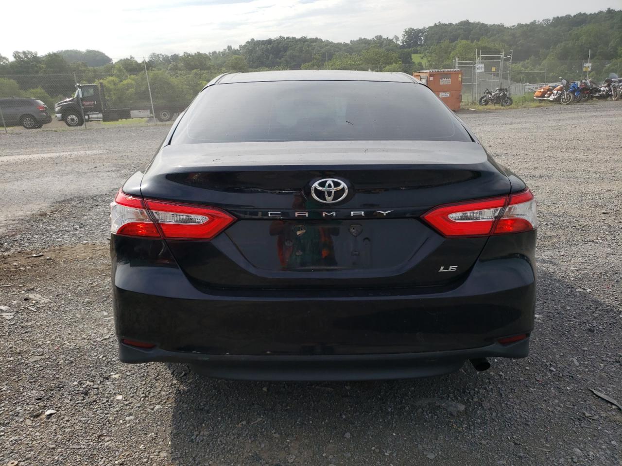 2018 Toyota Camry L VIN: 4T1B11HK6JU096109 Lot: 63012595