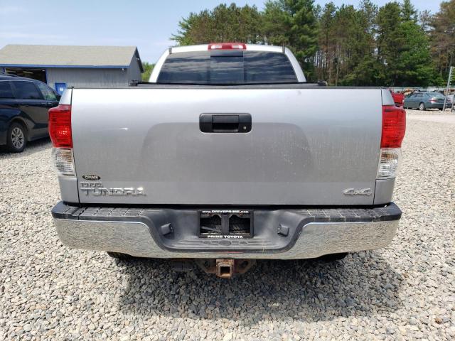 Pickups TOYOTA TUNDRA 2012 Silver