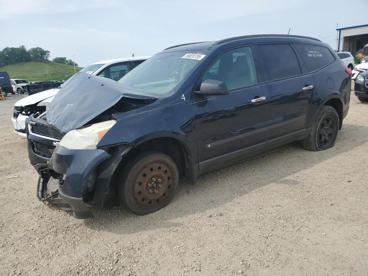 2009 Chevrolet Traverse Ls იყიდება Mcfarland-ში, WI - Front End