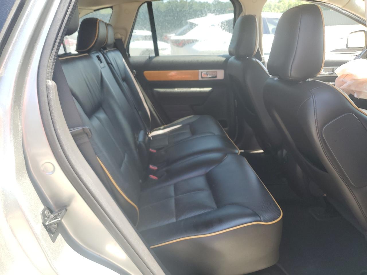 2008 Lincoln Mkx VIN: 2LMDU68C08BJ11990 Lot: 61736915