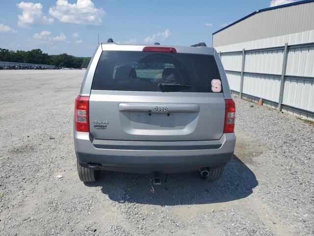  JEEP PATRIOT 2016 Srebrny