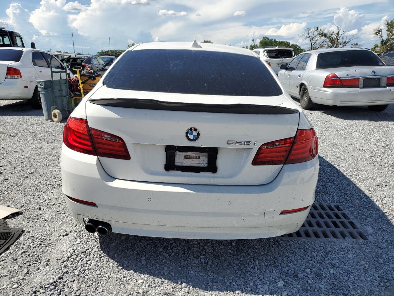 BMW 5 SERIES 2013 VIN WBAXG5C55DD232118 фото 6