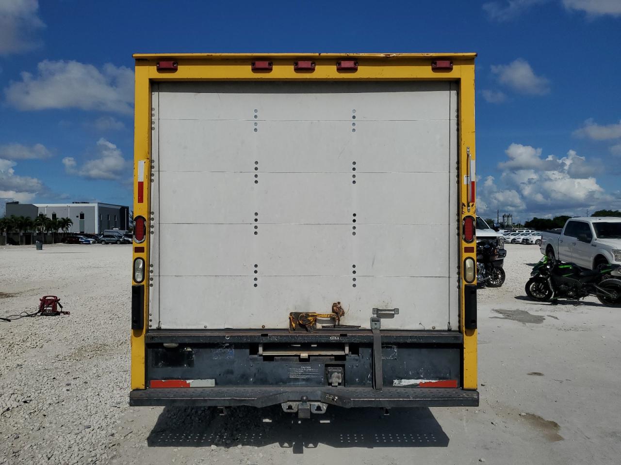 2002 GMC Savana Cargo 3500 15 VIN: 1GDHG31R021901360 Lot: 57429075